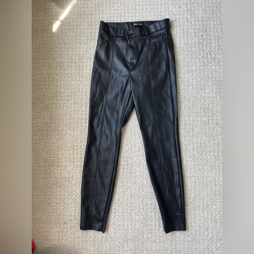 Zara Leather Pants size L